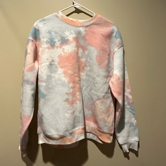 Baby pink and blue crewneck - Picture 1 of 2